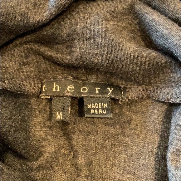 Theory short sleeve turtleneck T-shirt - Picture 4 of 6